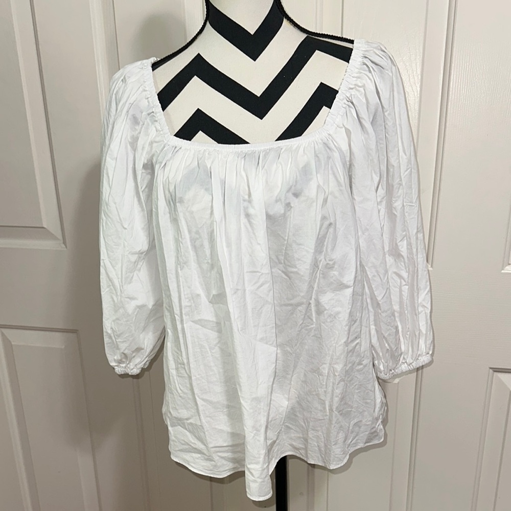 Pomander Place White 3/4 Sleeve Blouse